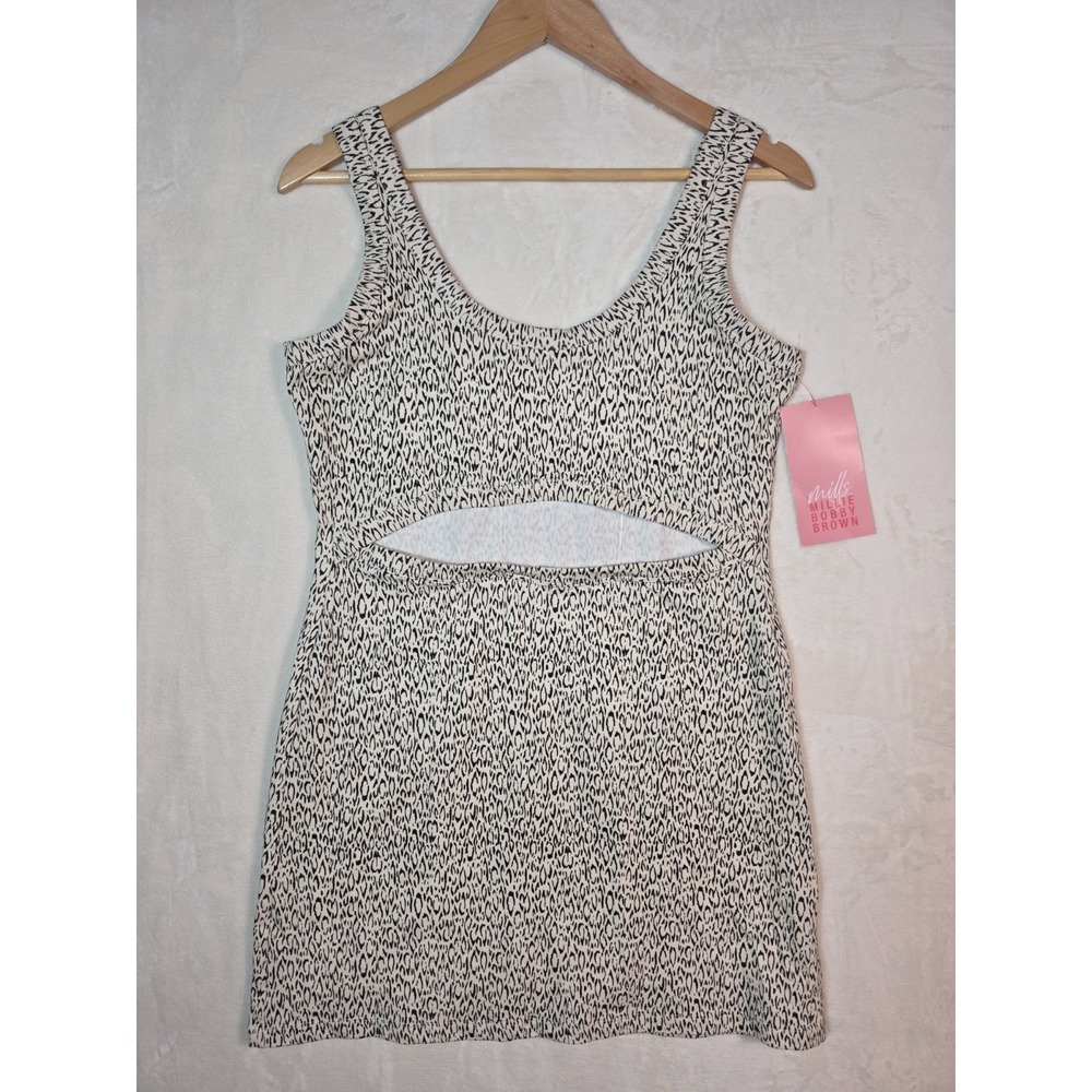 Mills By Millie Bobby Brown Cutout Leopard Print Dress Size L NWT - Picture 2 of 9